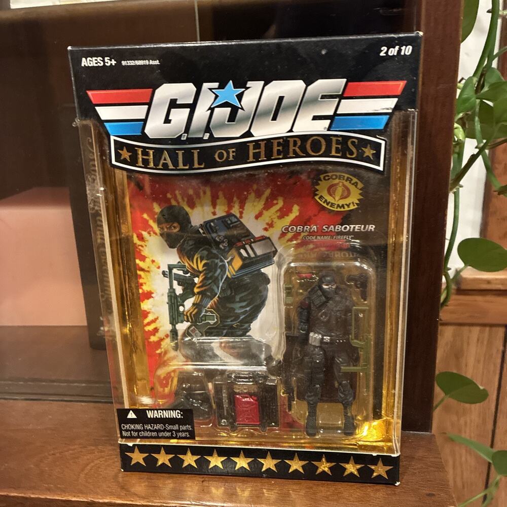GI Joe Hall of Heroes ~ COBRA SABOTEUR FIREFLY ~ Action Figure ~ Hasbro ~